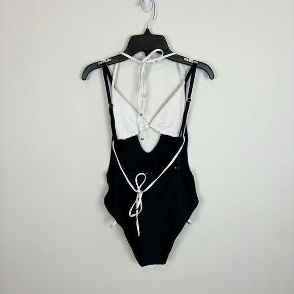 BOAMAR Irati One Piece in Black & White - Picture 4 of 9